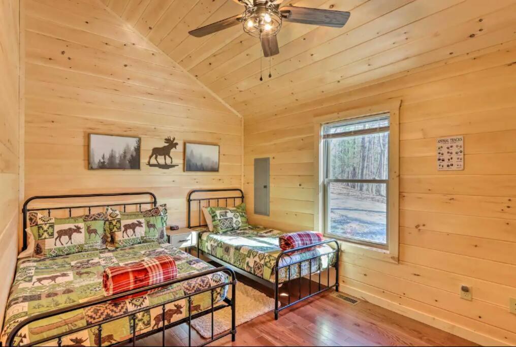 New Serene, Fun & Comfy Cabin- Covered Deck, Grill, Arcade Murphy Εξωτερικό φωτογραφία